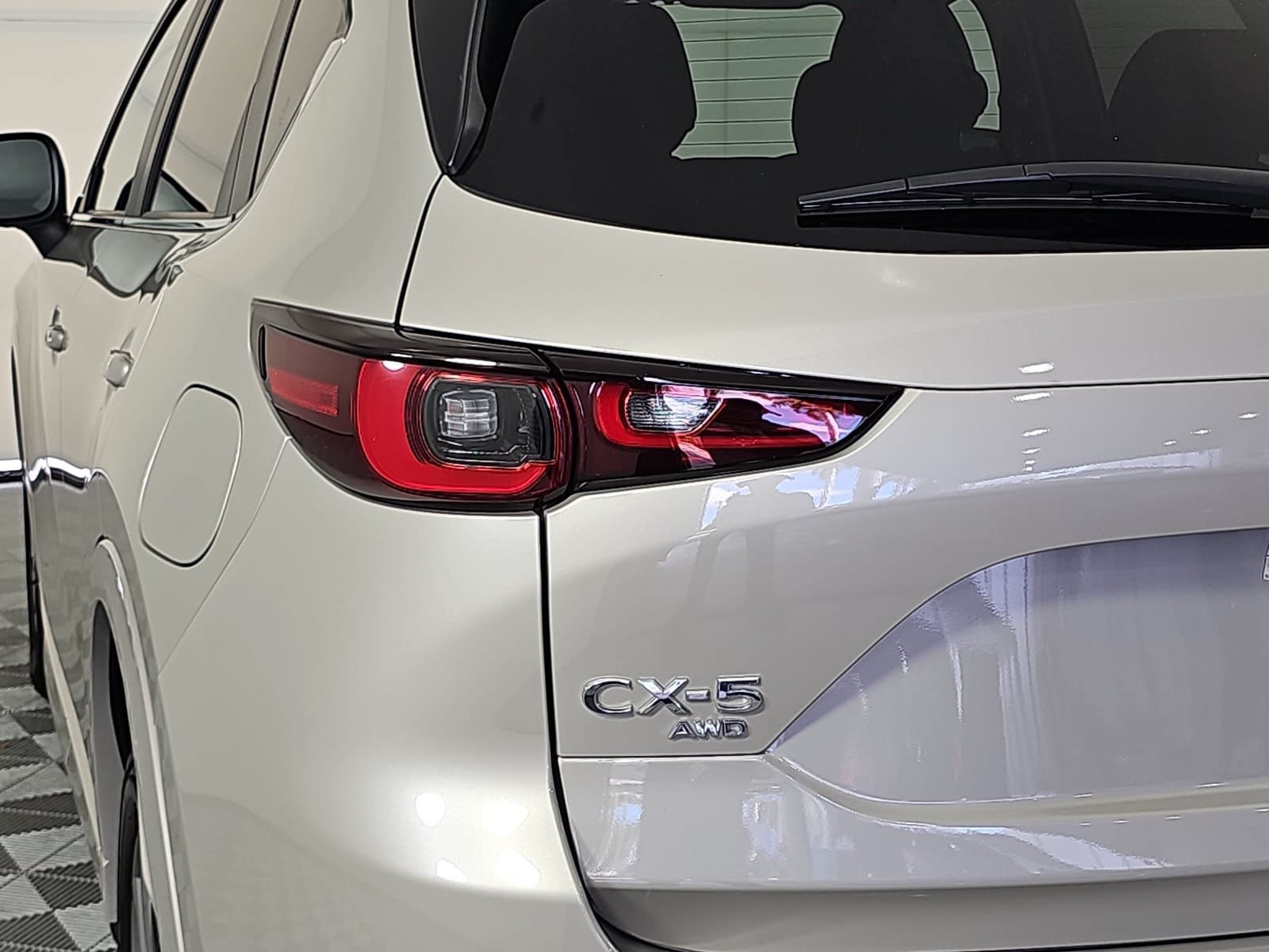 Used 2024 MAZDA CX-5 AWD 2.5 S w/ Select Package image 29