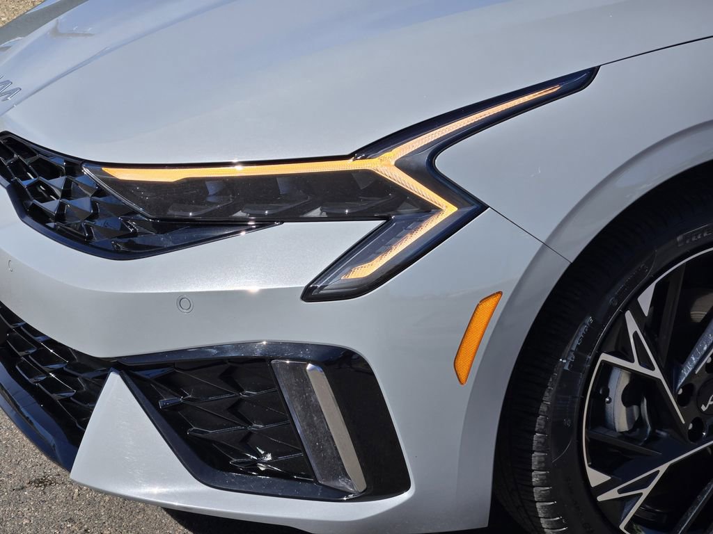 Used 2025 Kia K5 GT-Line w/ GT-Line Premium Package image 5