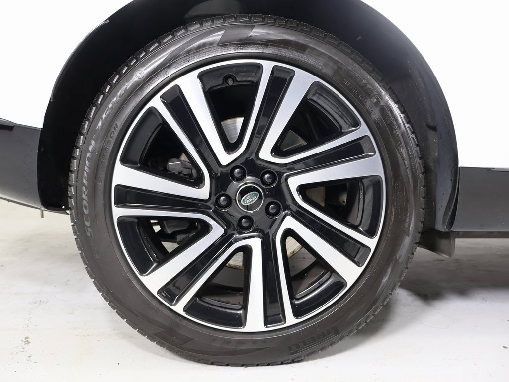 Used 2023 Land Rover Range Rover SE image 21