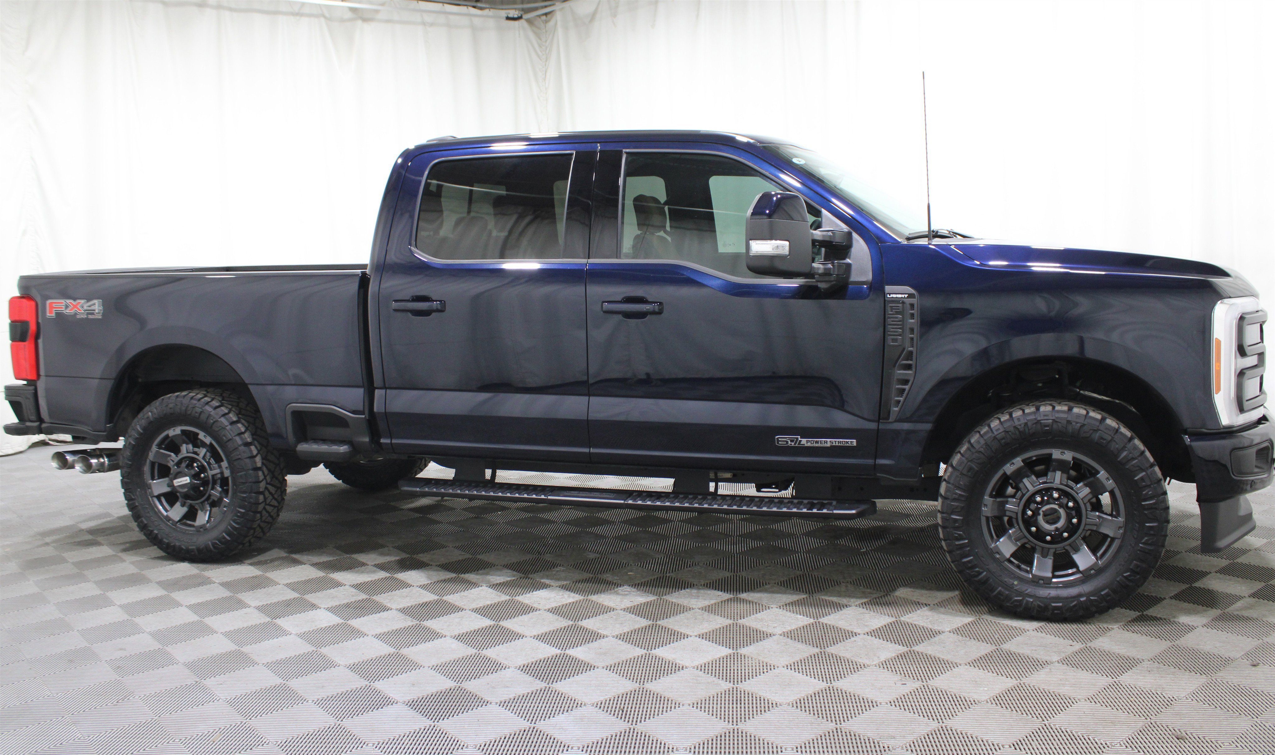 Used 2023 Ford F250 Lariat w/ Lariat Ultimate Package image 28