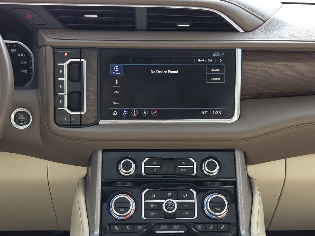 Used 2021 GMC Yukon XL Denali w/ Denali Premium Package RWD image 13