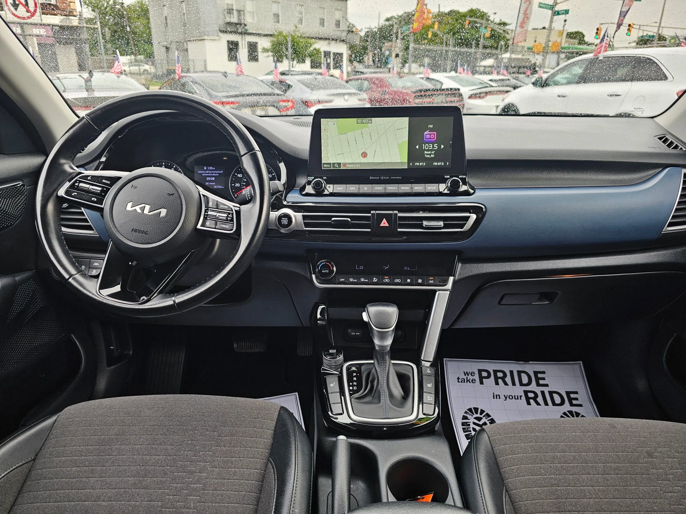 Used 2023 Kia Seltos Nightfall Edition image 12