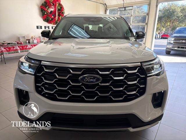 New 2026 Ford Explorer Platinum w/ LUX Leather Package image 3