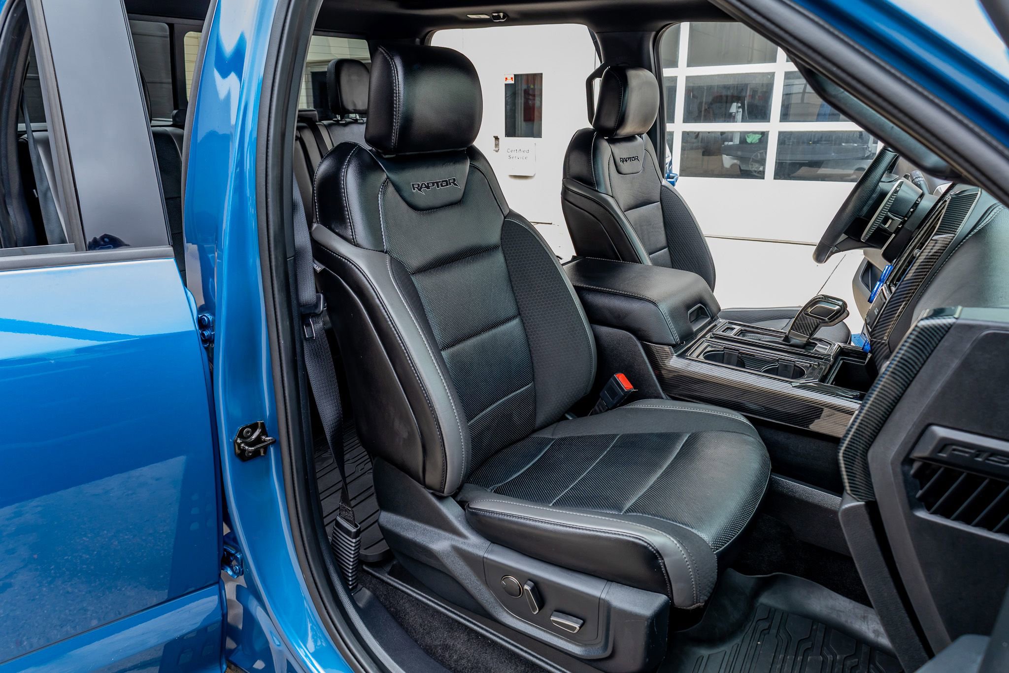 Used 2019 Ford F150 Raptor w/ Equipment Group 802A Luxury AWD/4WD image 31