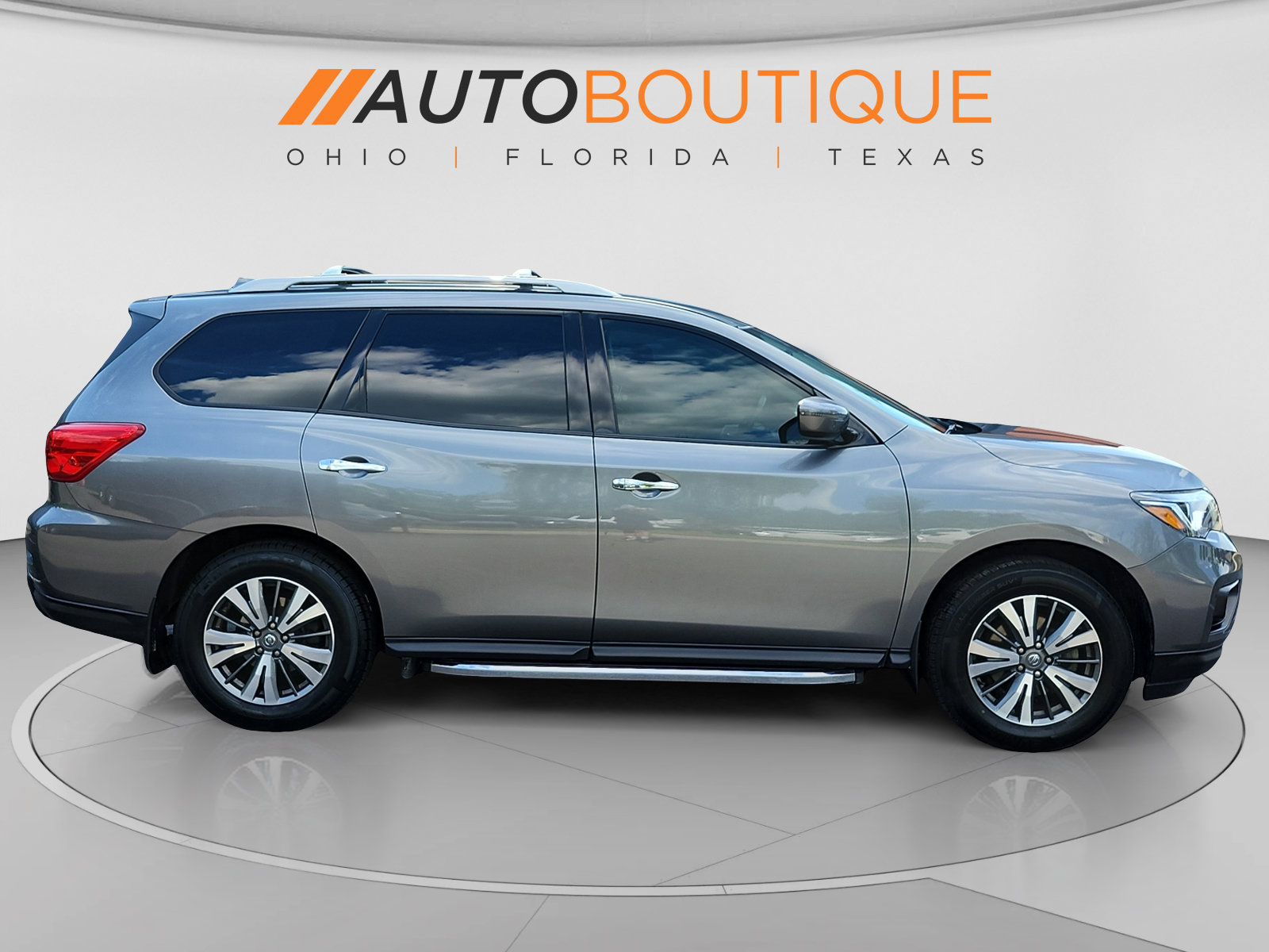 Used 2020 Nissan Pathfinder SV FWD image 6
