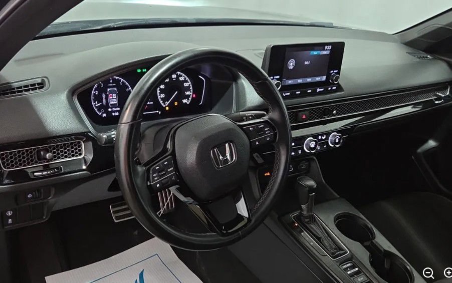 Used 2024 Honda Civic Sport image 2
