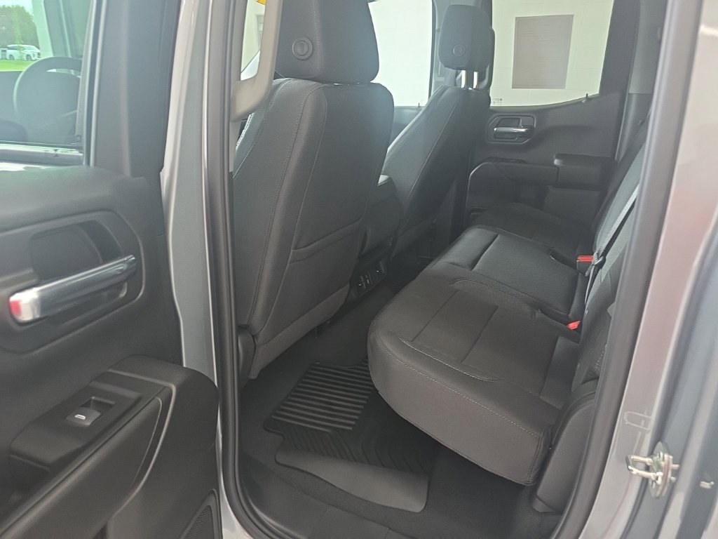 Used 2026 Chevrolet Silverado 1500 Custom w/ Turbomax Blackout Package AWD/4WD image 25