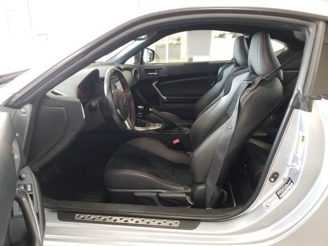 Used 2015 Subaru BRZ Limited w/ Popular Package #1B RWD image 10