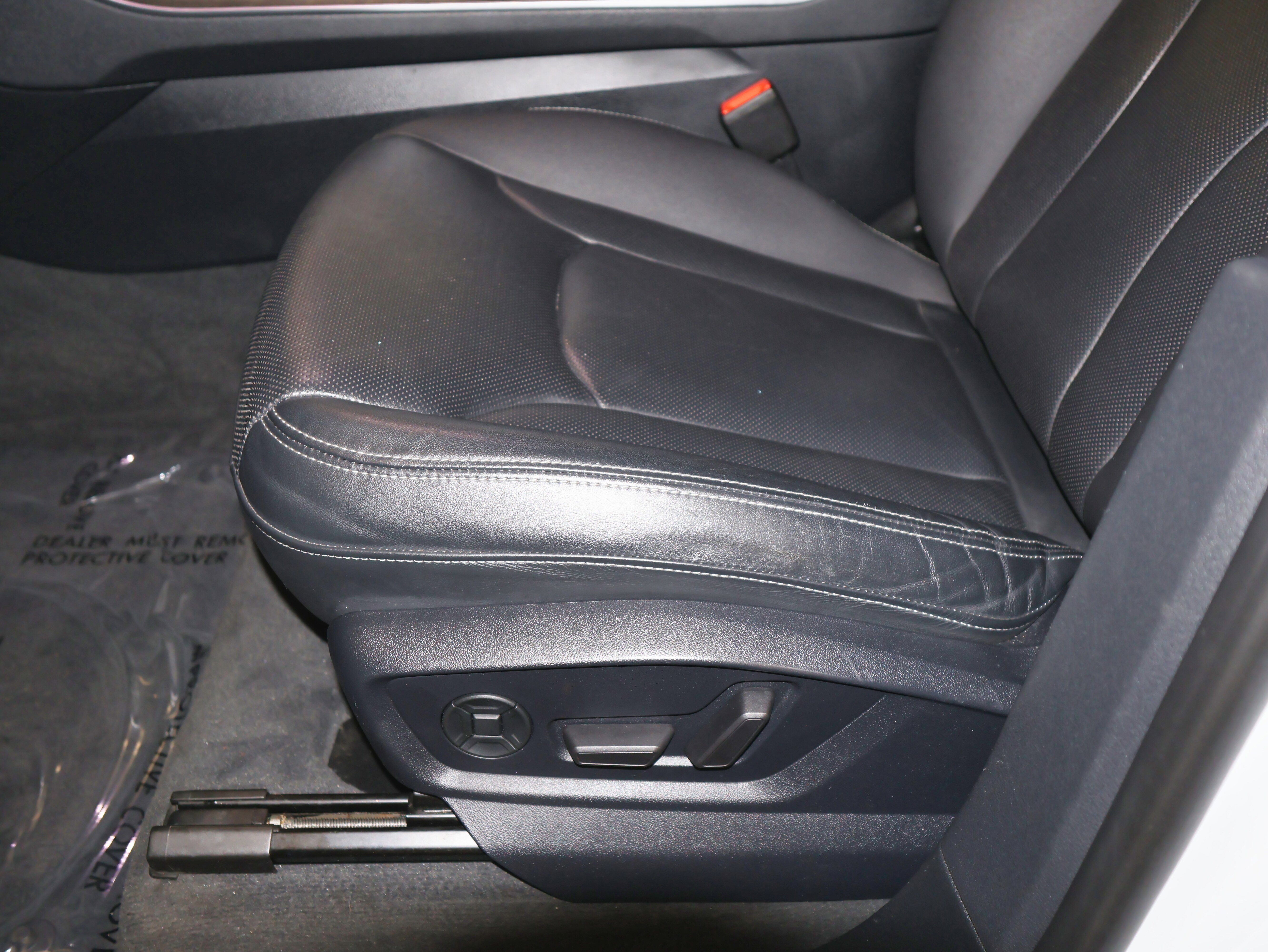 Used 2019 Audi Q8 Premium Plus w/ Premium Plus image 16