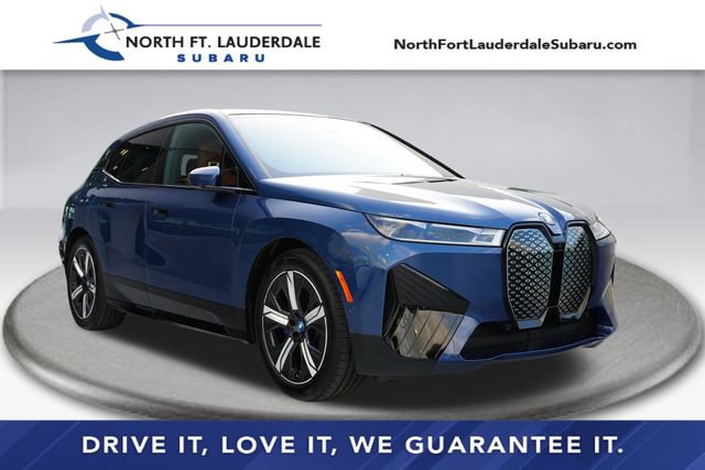 Used 2023 BMW iX xDrive50 w/ Premium Package AWD/4WD image 1