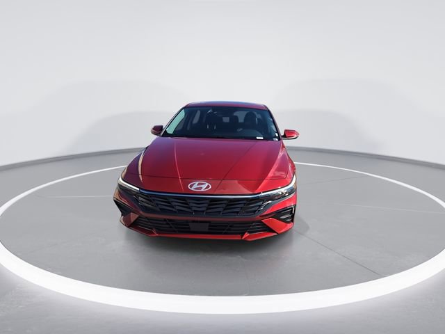 New 2026 Hyundai Elantra Limited w/ Cargo Package image 3