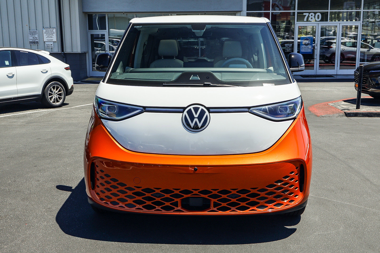 Used 2025 Volkswagen ID. Buzz 1st Edition AWD/4WD image 22