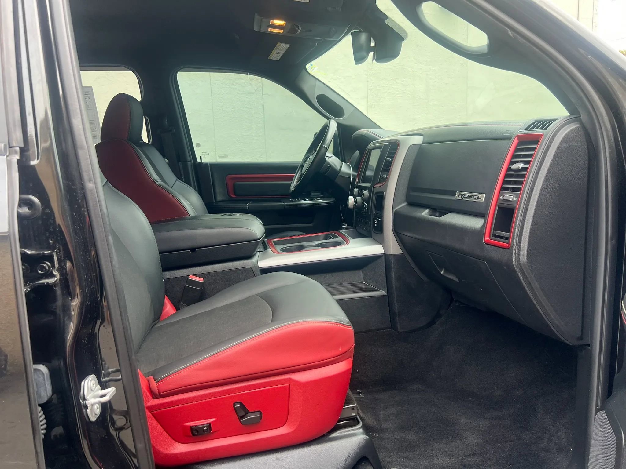 Used 2017 RAM 1500 Rebel w/ Luxury Group AWD/4WD image 28