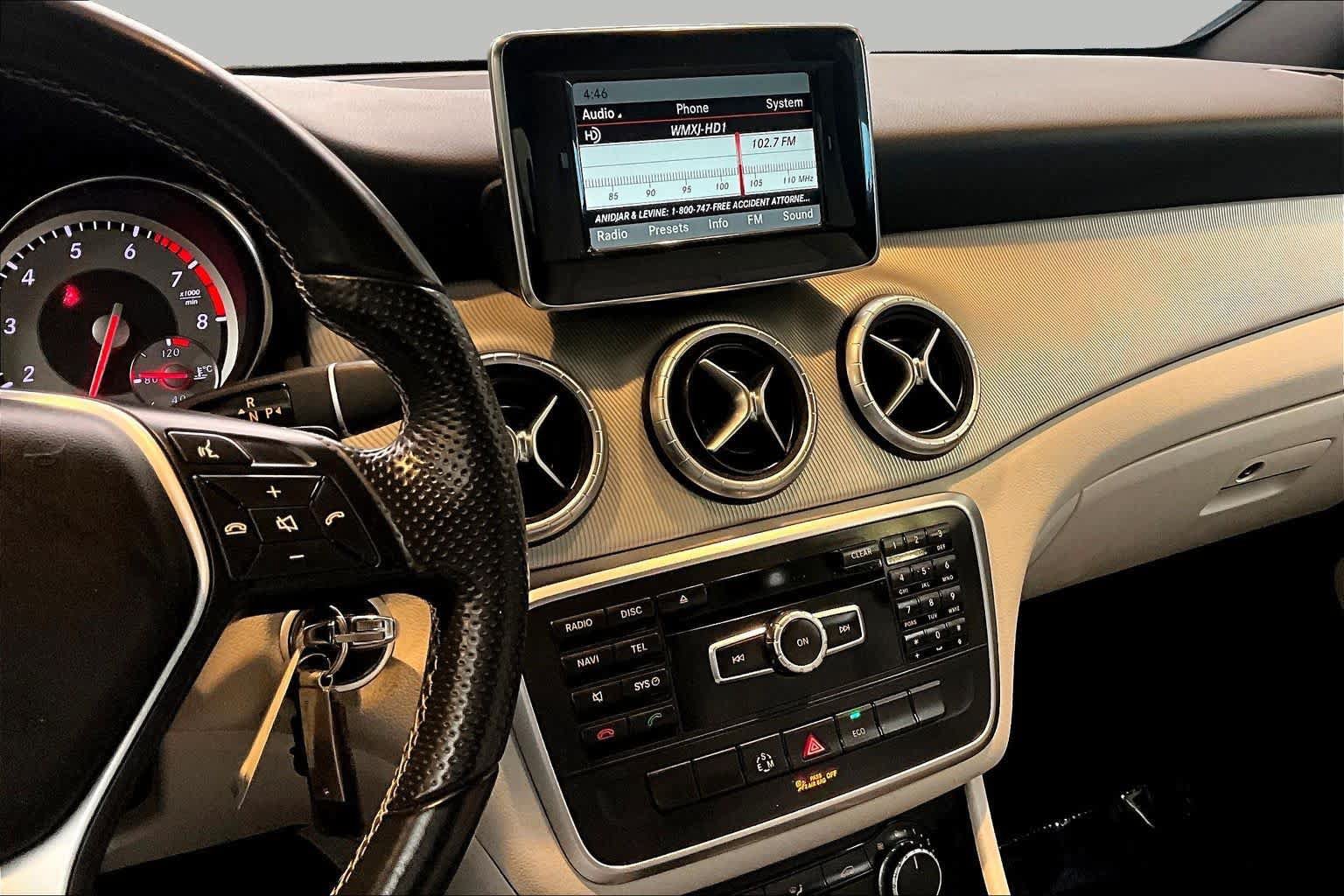 Used 2014 Mercedes-Benz CLA 250 image 6
