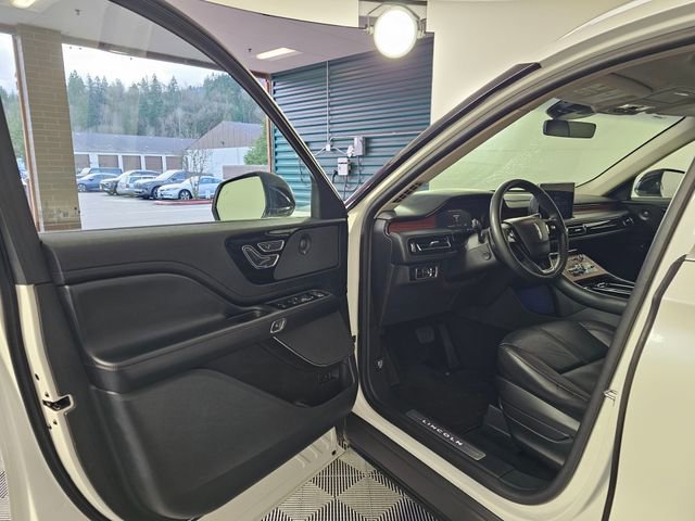 Used 2024 Lincoln Aviator Reserve image 22