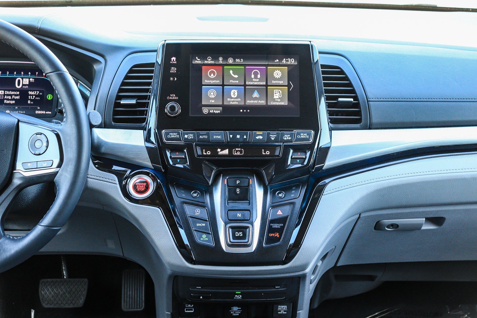 Used 2023 Honda Odyssey Touring image 17