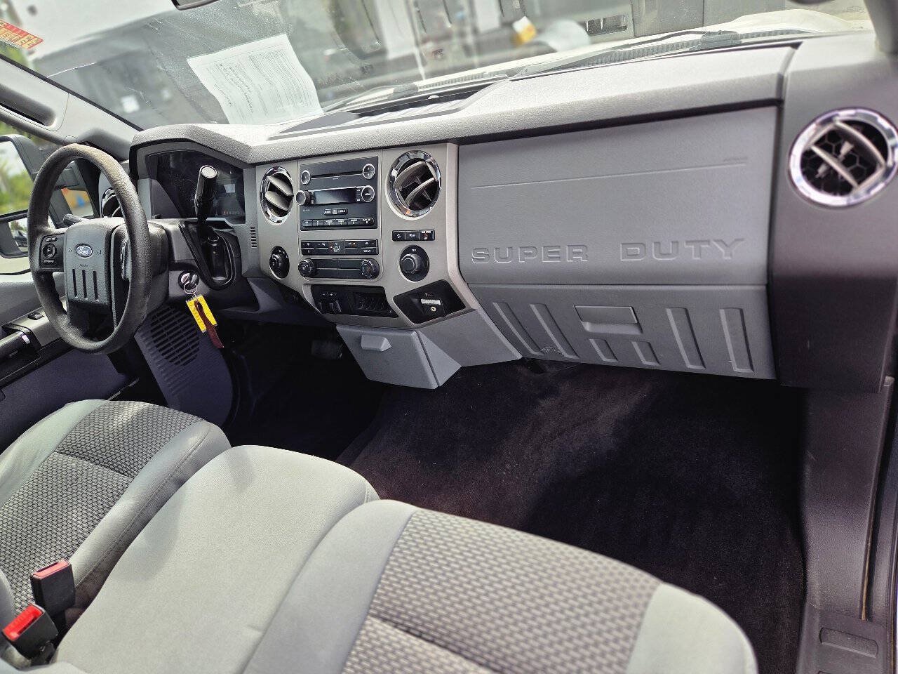 Used 2013 Ford F250 XLT w/ XLT Interior Pkg AWD/4WD image 44
