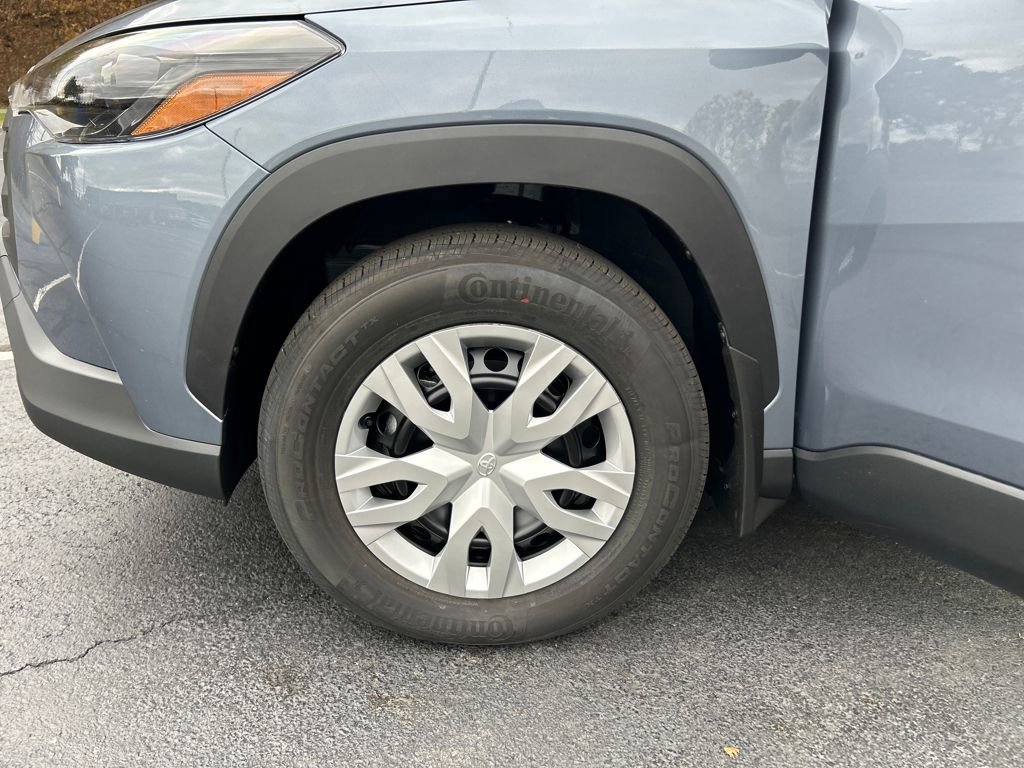 New 2026 Toyota Corolla Cross L image 28