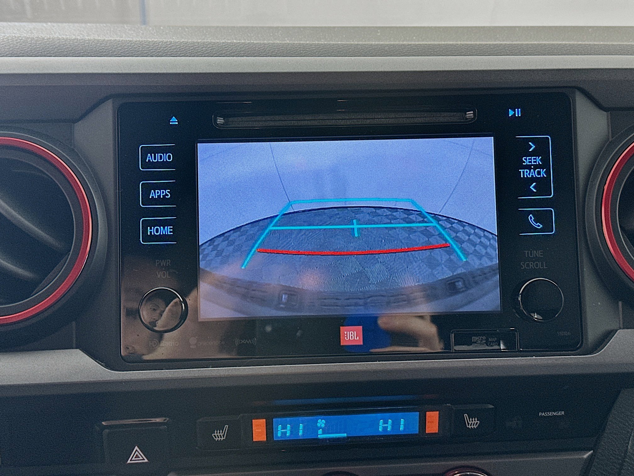 Used 2016 Toyota Tacoma TRD Off-Road image 23