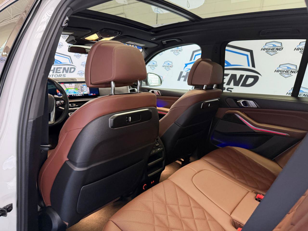 Used 2024 BMW X5 xDrive40i w/ Premium Package AWD/4WD image 19