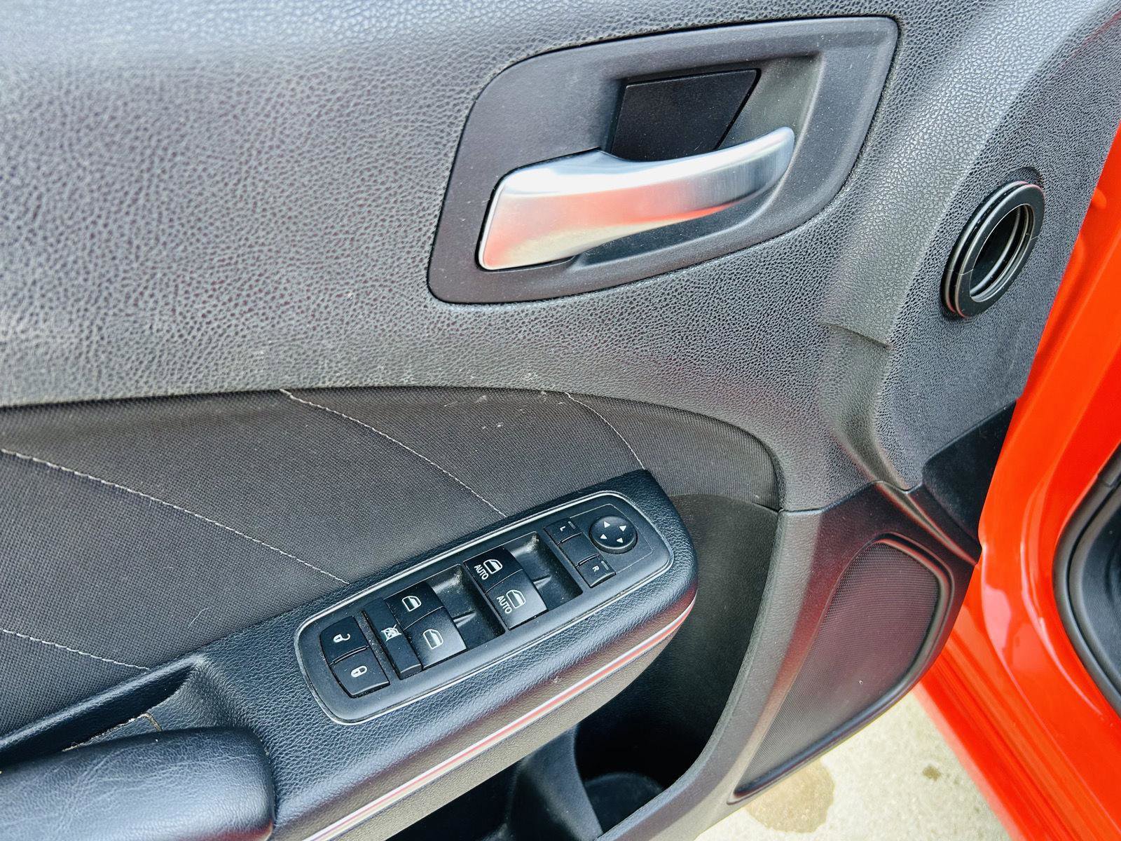 Used 2018 Dodge Charger SXT Plus image 8