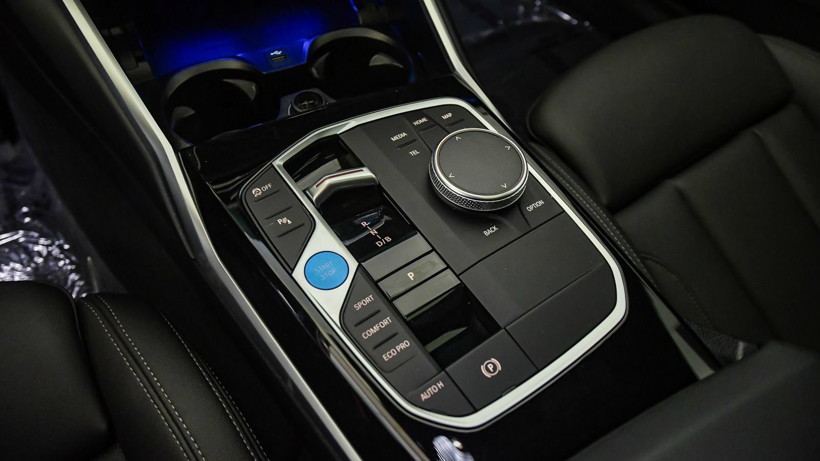 Certified 2024 BMW i4 eDrive35 w/ Convenience Package RWD image 19