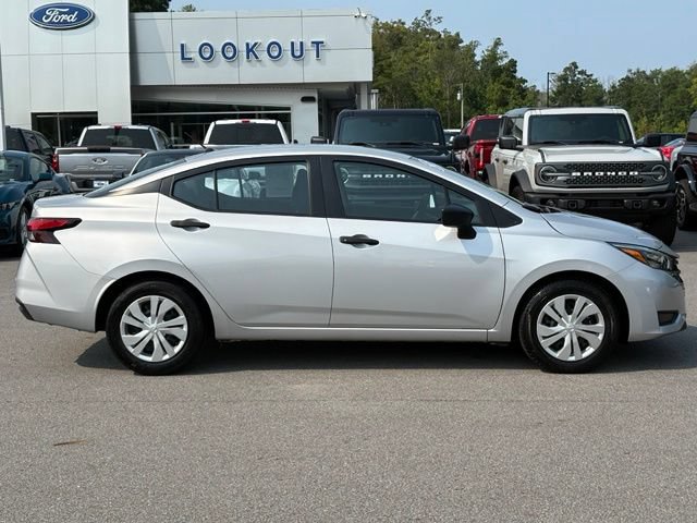 Used 2025 Nissan Versa S FWD image 6