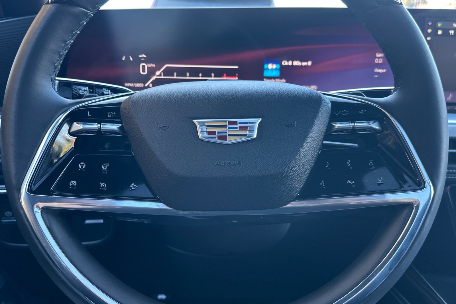 Used 2025 Cadillac Escalade Premium Luxury image 34