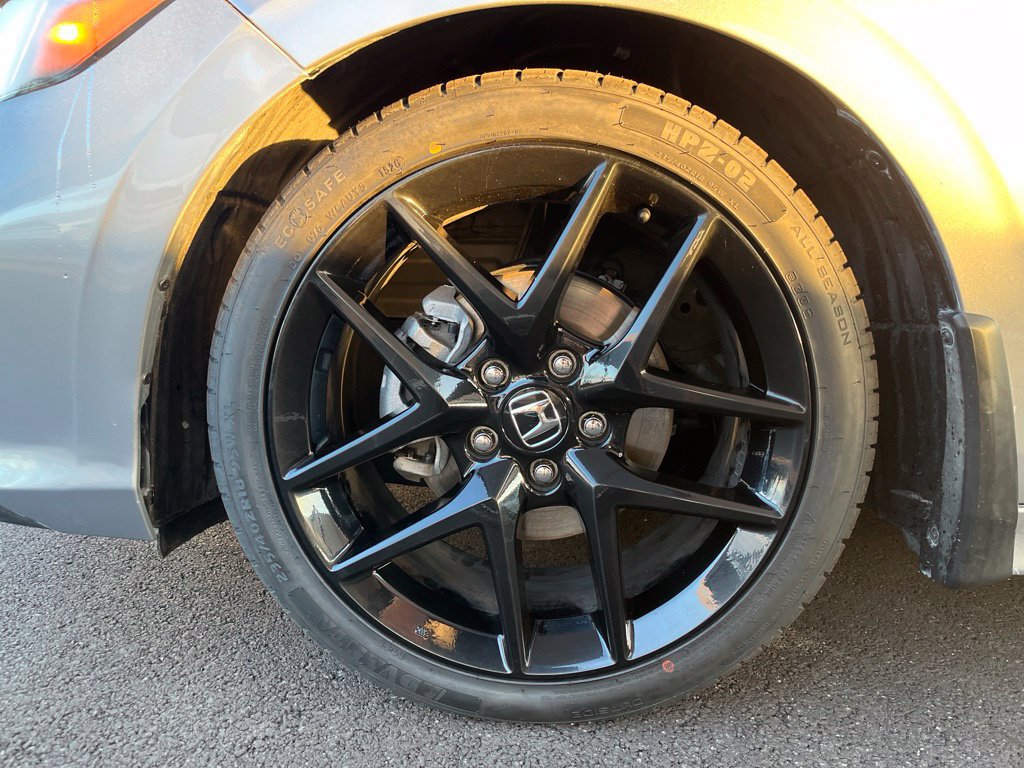 Used 2025 Honda Civic Sport image 11