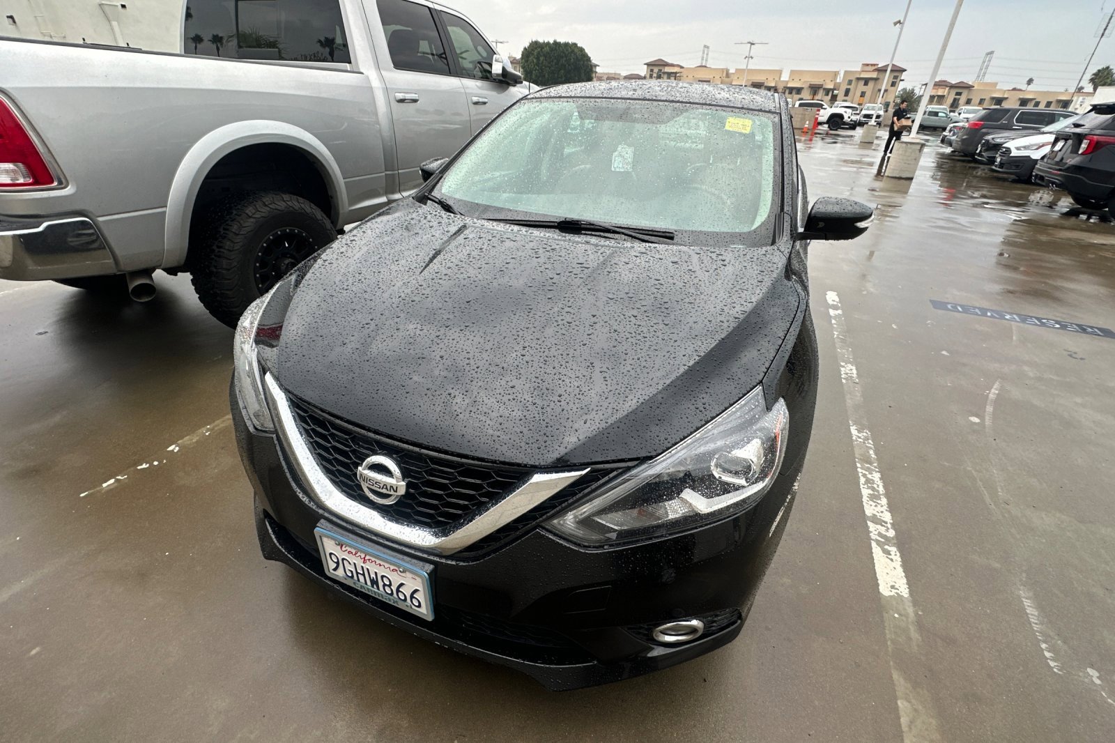 Used 2017 Nissan Sentra SL image 4