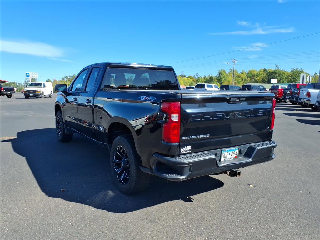 Used 2019 Chevrolet Silverado 1500 LT w/ All-Star Edition AWD/4WD image 3