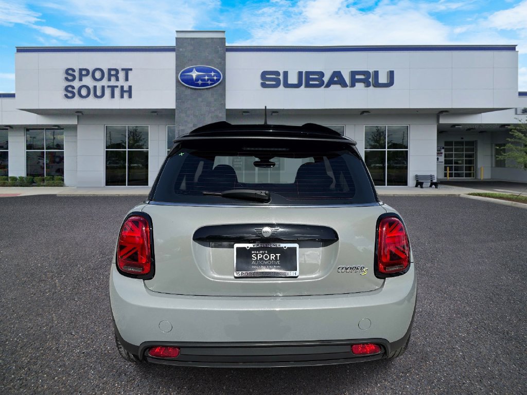 Used 2022 MINI Cooper SE FWD image 5