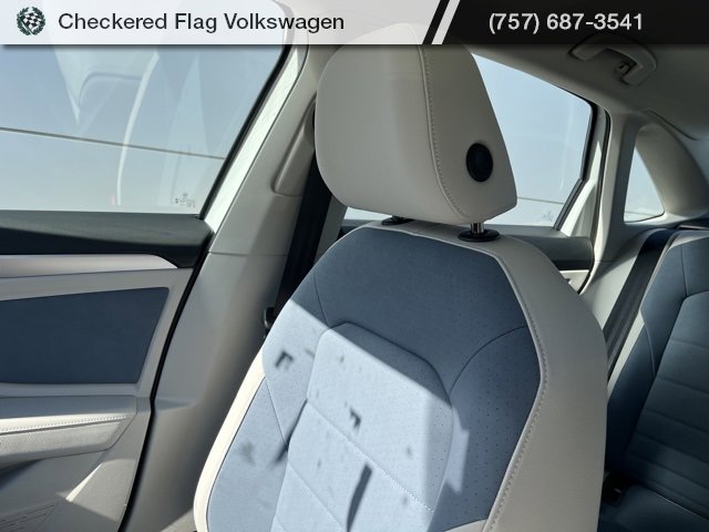 New 2026 Volkswagen Jetta SE image 44