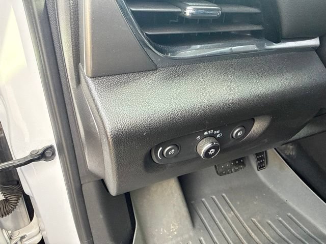 Used 2020 Chevrolet Traverse LT AWD/4WD image 20
