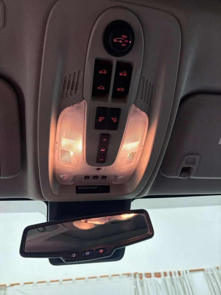 Used 2017 GMC Terrain SLT w/ Open Road Package FWD image 14