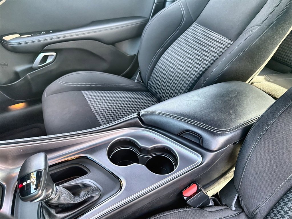 Certified 2023 Dodge Challenger SXT w/ Blacktop Package image 21