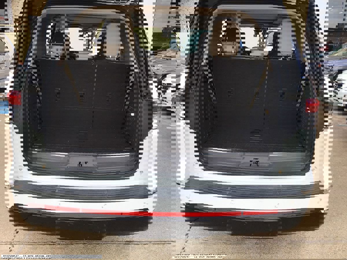 Used 2022 Lincoln Navigator Reserve RWD image 18