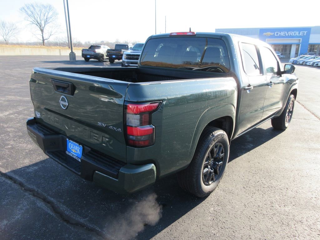 Used 2023 Nissan Frontier SV image 5