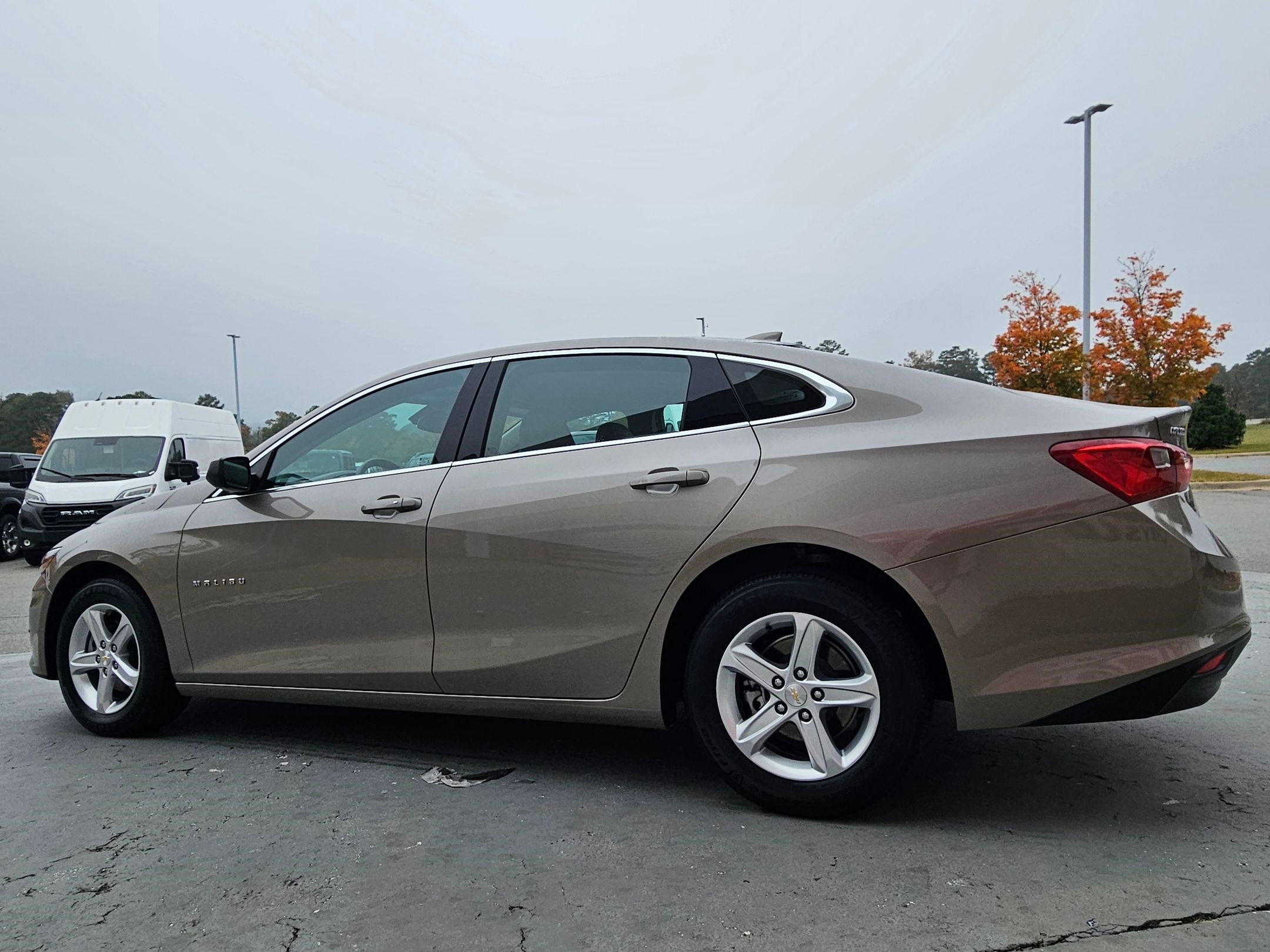 Used 2024 Chevrolet Malibu LT image 5