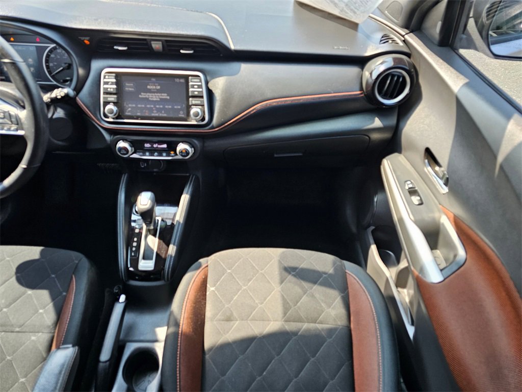 Used 2020 Nissan Kicks SR image 14