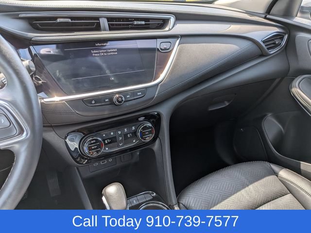 Used 2023 Buick Encore GX Essence w/ Experience Buick Package FWD image 22