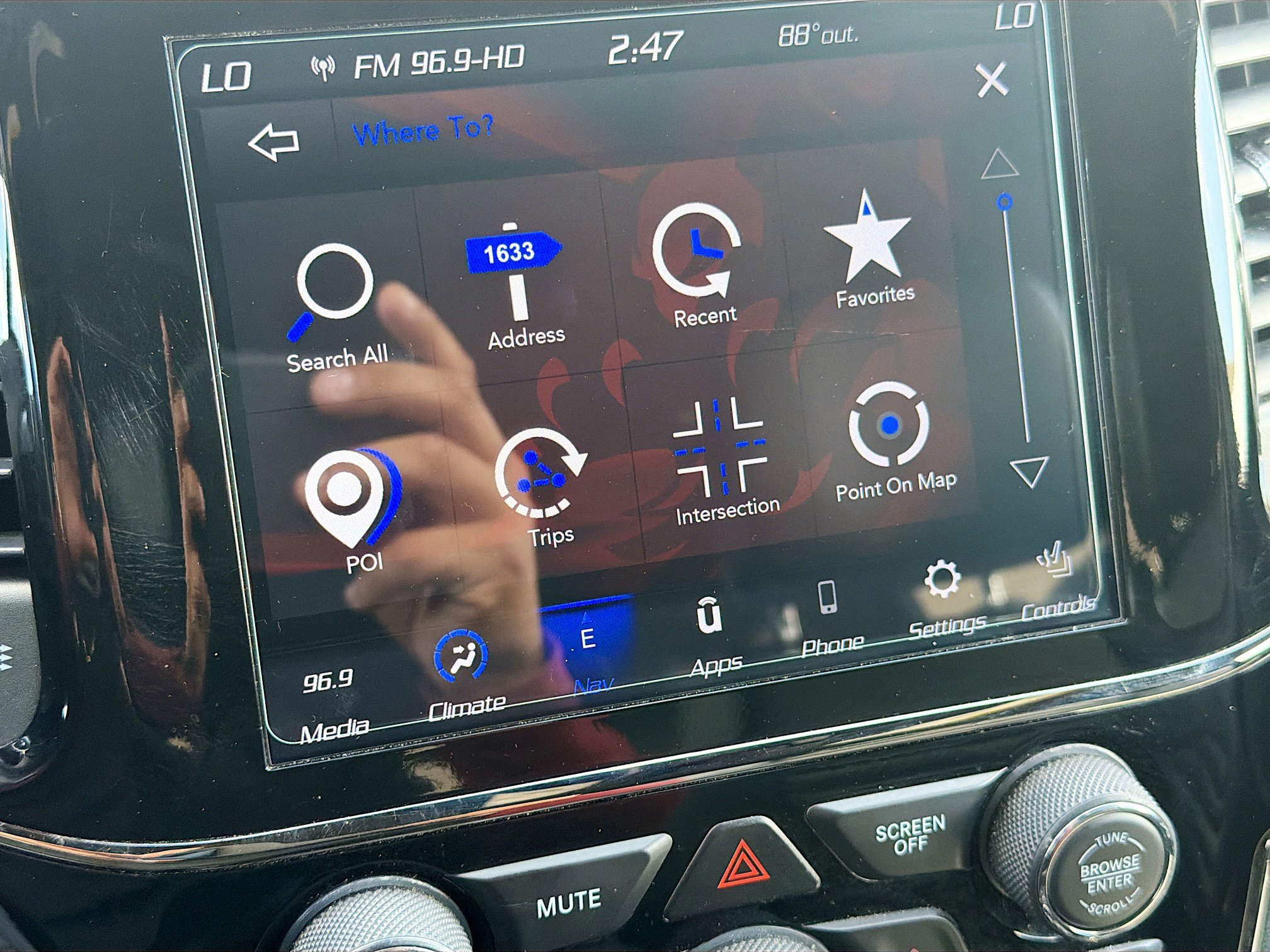 Used 2019 Jeep Grand Cherokee Limited X image 33