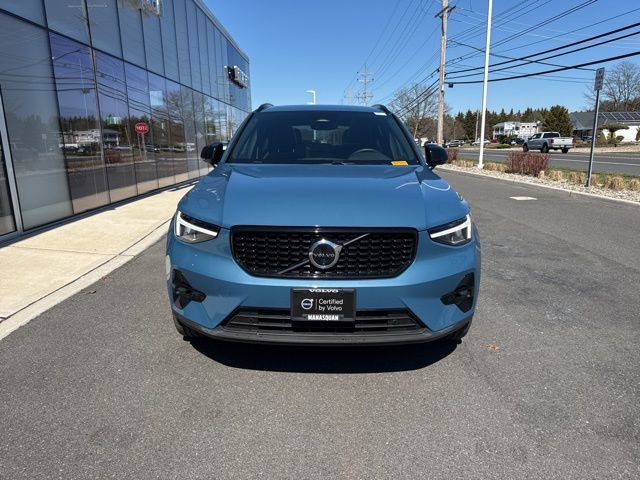 Certified 2025 Volvo XC40 B5 Plus image 7