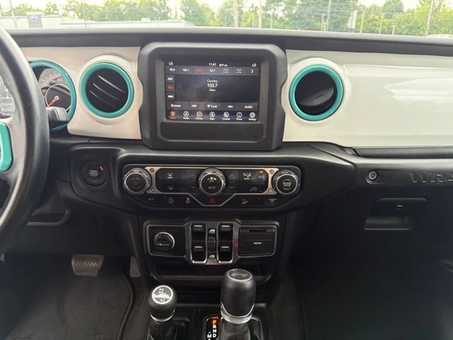 Used 2021 Jeep Wrangler Unlimited Sport AWD/4WD image 16