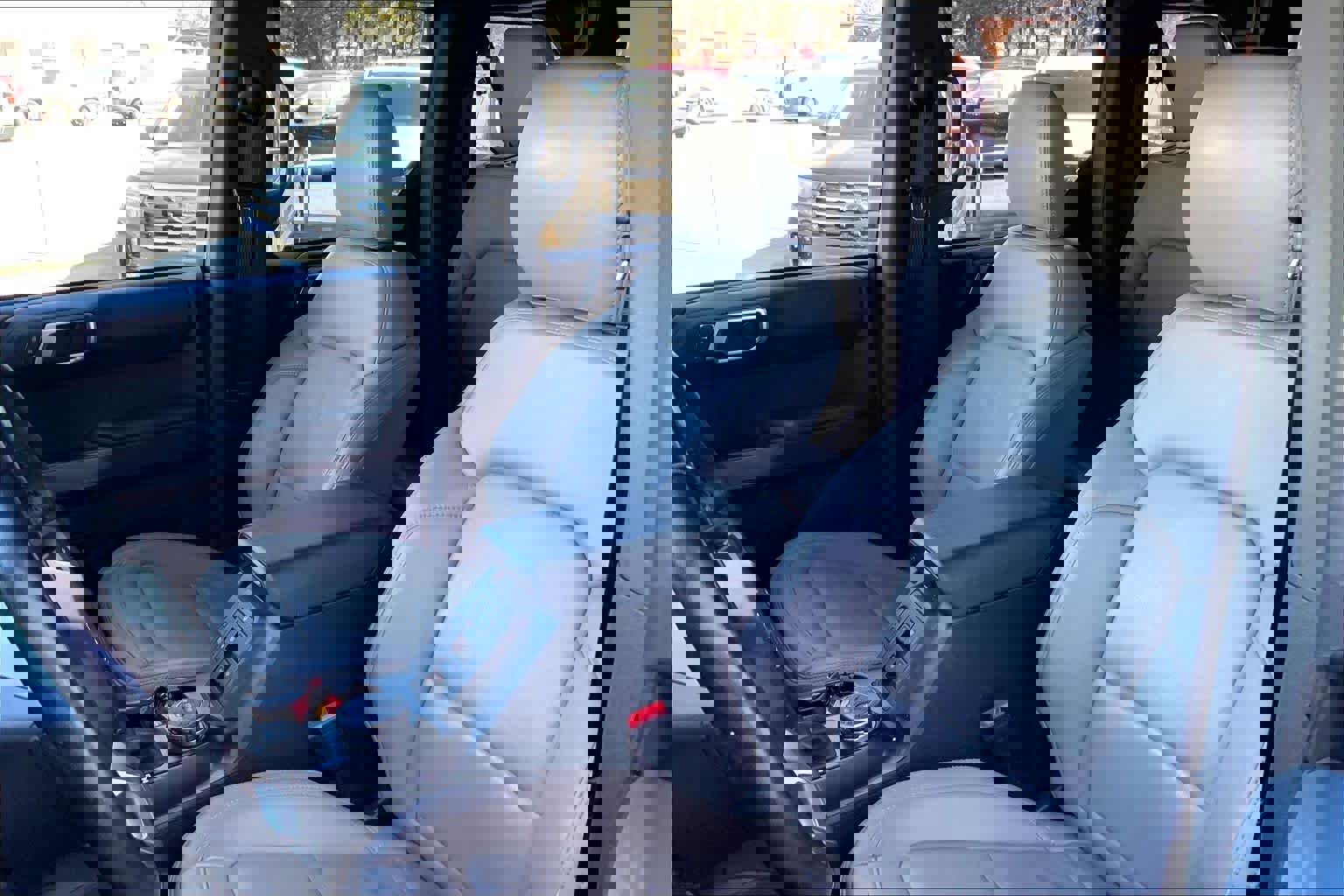 Used 2023 Ford Bronco Outer Banks w/ Sasquatch Package image 8