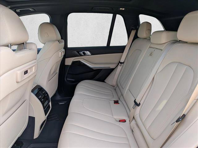 Used 2019 BMW X5 xDrive40i w/ Convenience Package AWD/4WD image 20