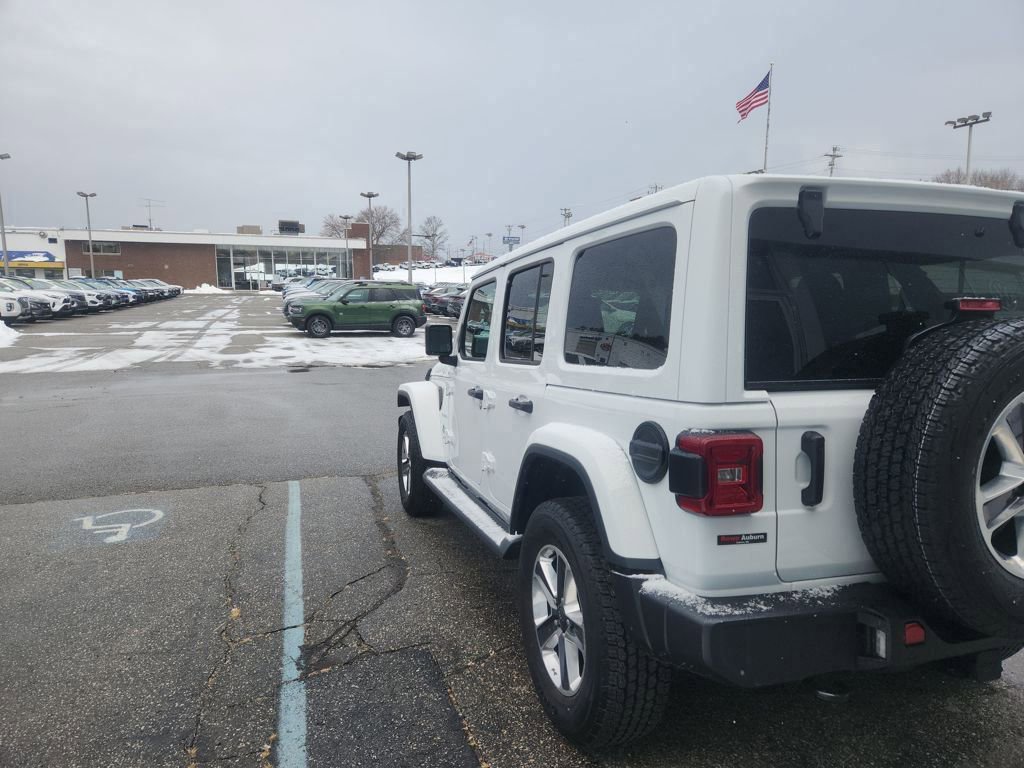 Used 2021 Jeep Wrangler Unlimited Sahara image 5