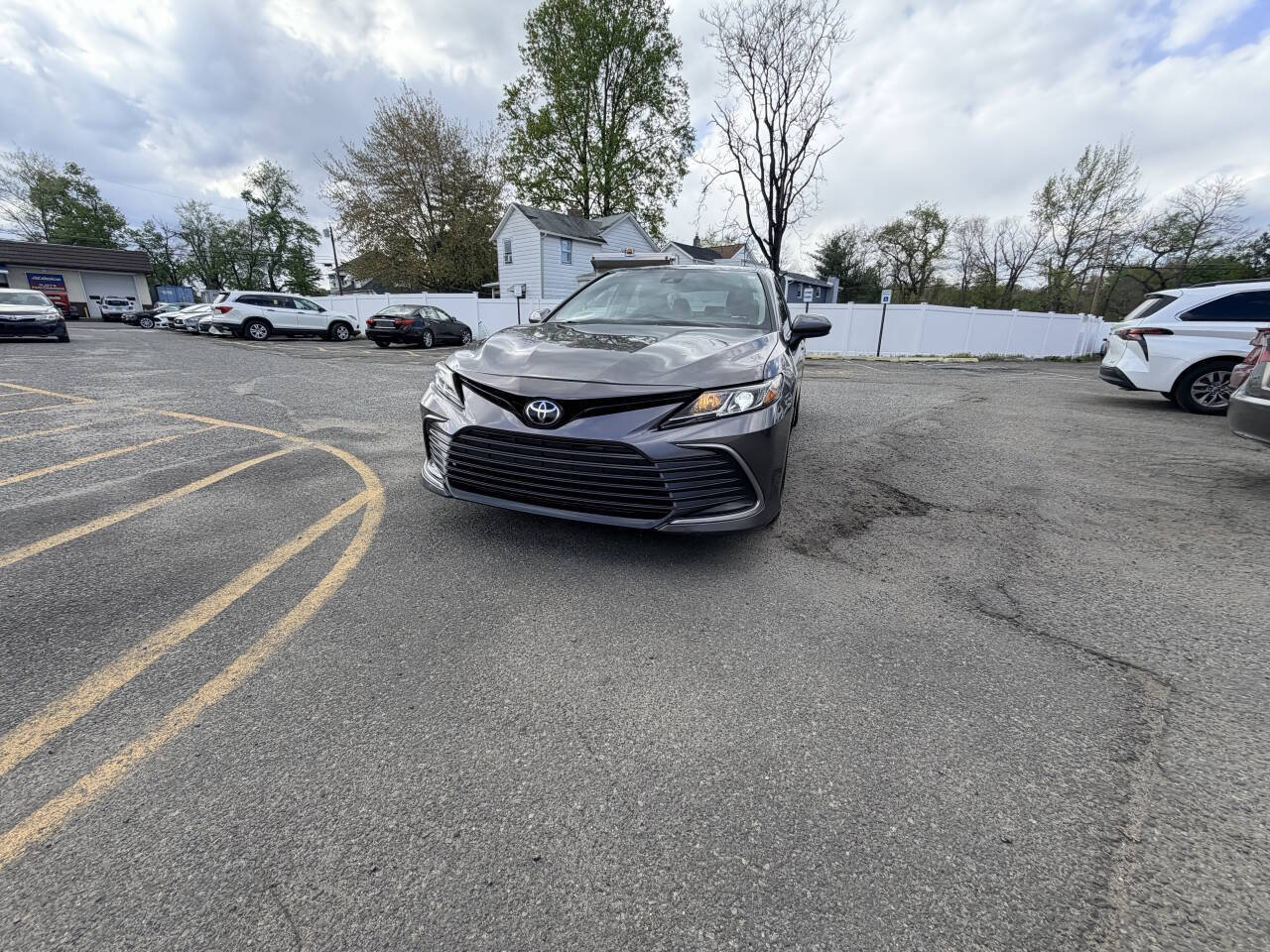 Used 2021 Toyota Camry LE FWD image 2