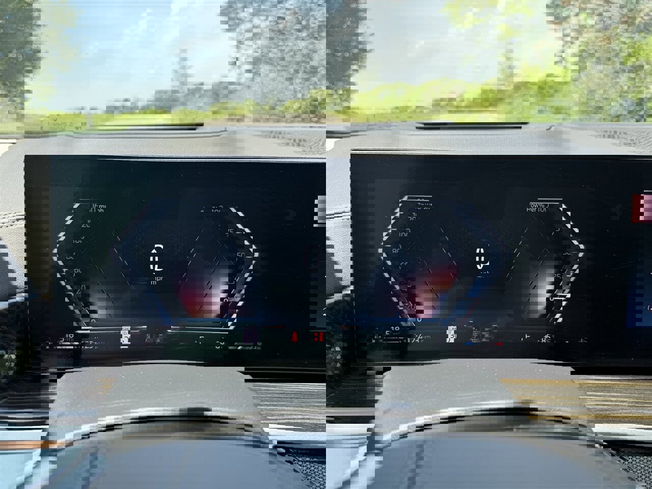 Used 2023 BMW X7 xDrive40i w/ Premium Package image 14