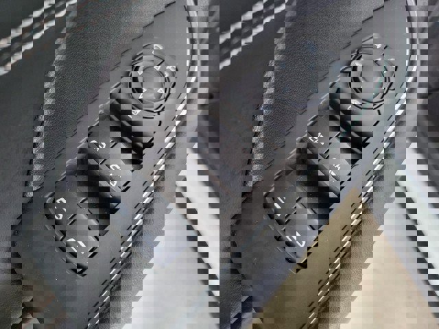 Used 2022 Buick Envision Preferred FWD image 22